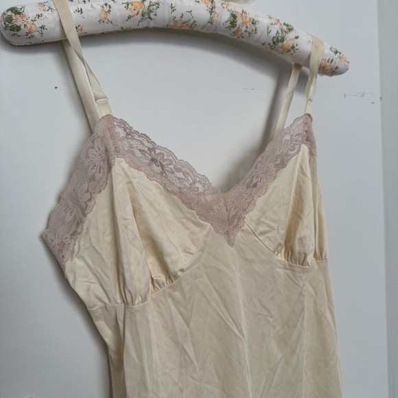 Vintage Elegant Cream Lace Trim Slip Dress Cottagecore coquette S - Picture 4 of 7